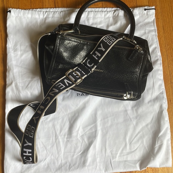 GIVENCHY Black Small Pandora Logo Strap Bag - Picture 4 of 9